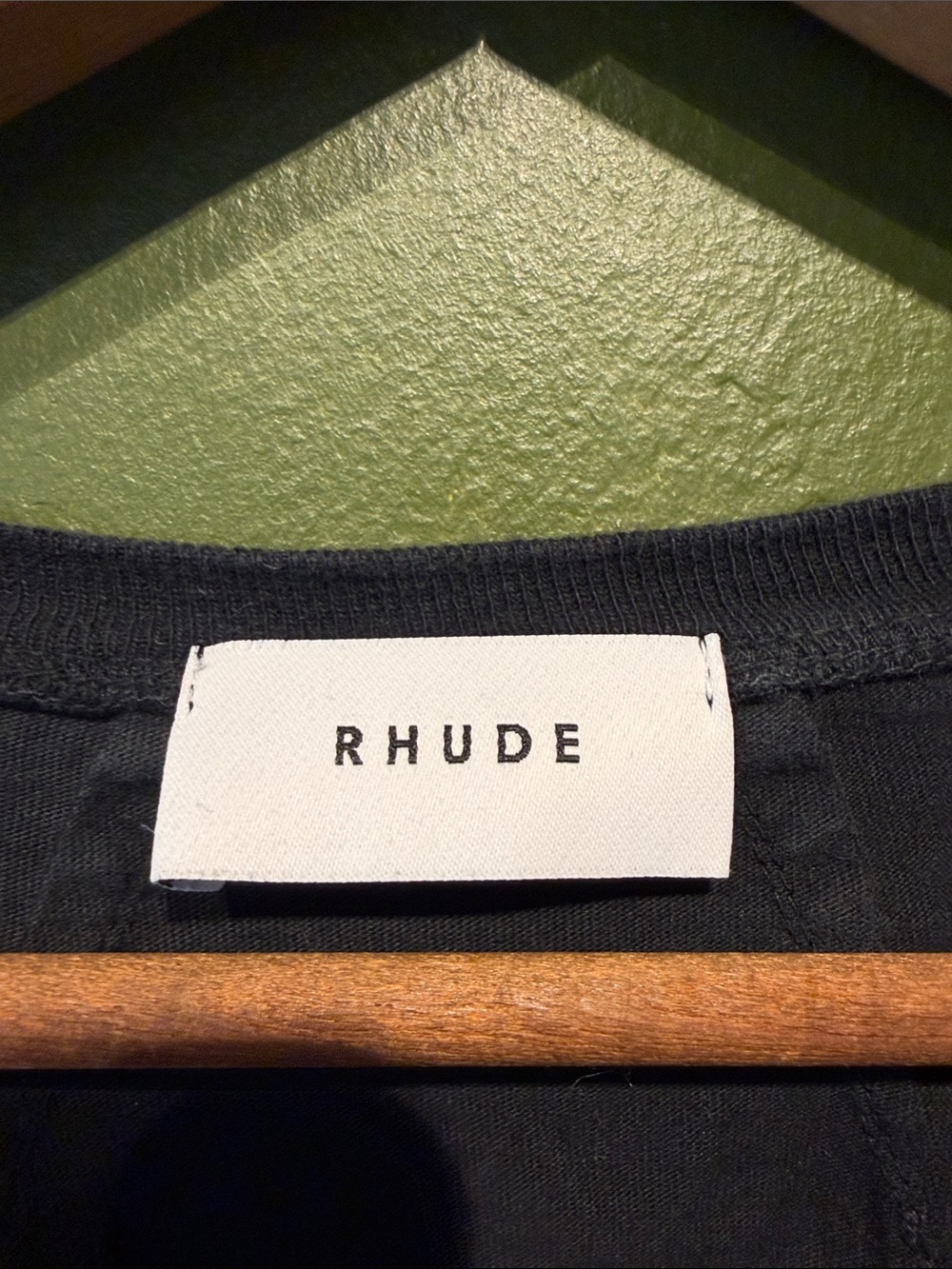 Rhude Black T-Shirt with White Cobra Graphic - Picture 2 of 6